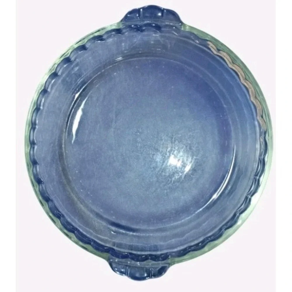 Pyrex Glass Pie Dish With Scalloped Rim, 24cm In  Diameter